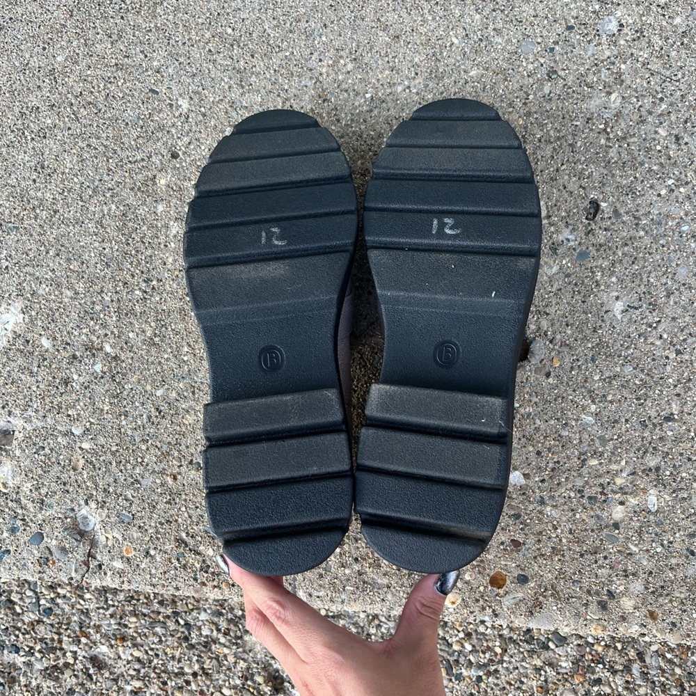 Basically New Bzees - image 6